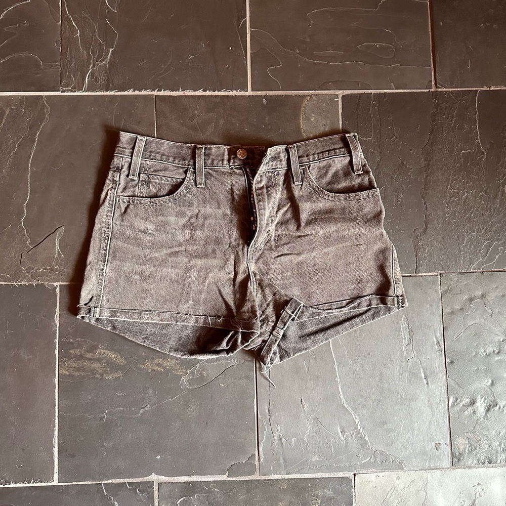 Levi Jean Shorts, Broken Zipper, Size W29